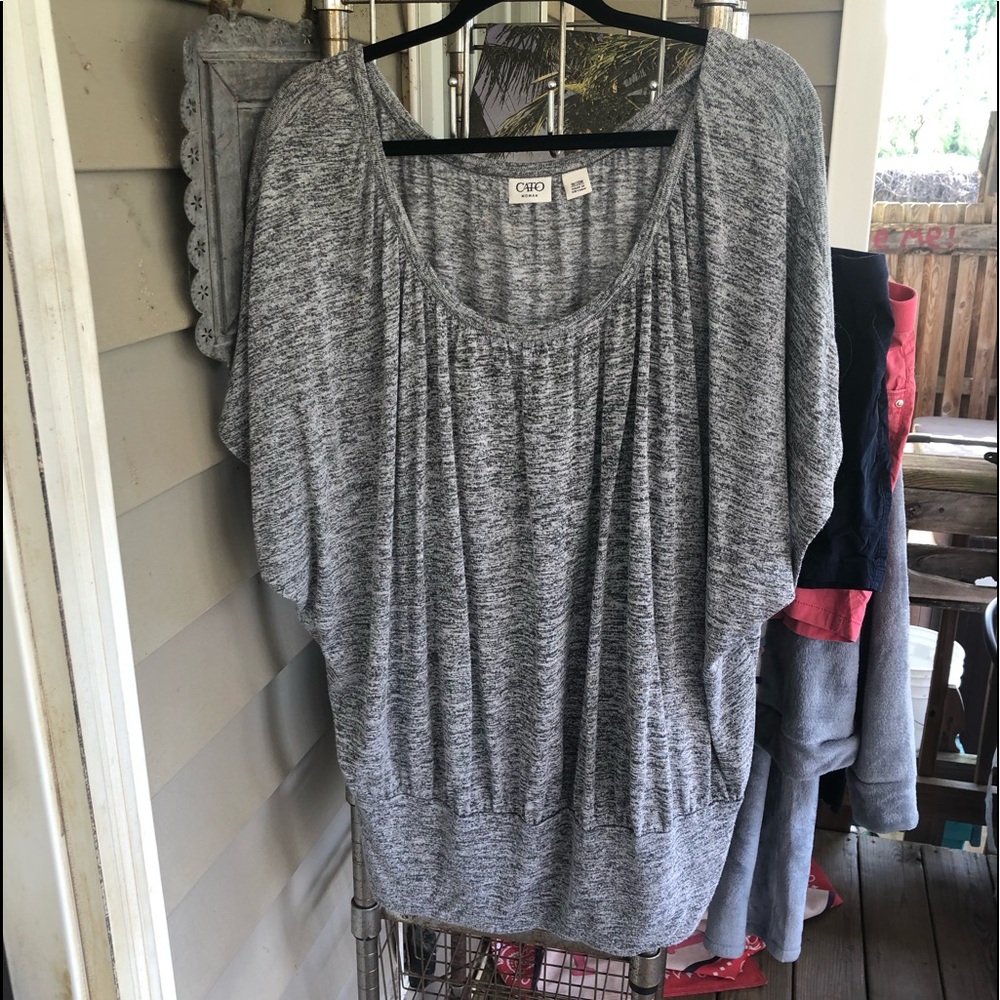 Cato Top